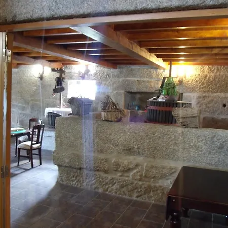 Quinta Da Casa Grande Pinheiro * Santa Marinha do Zêzere